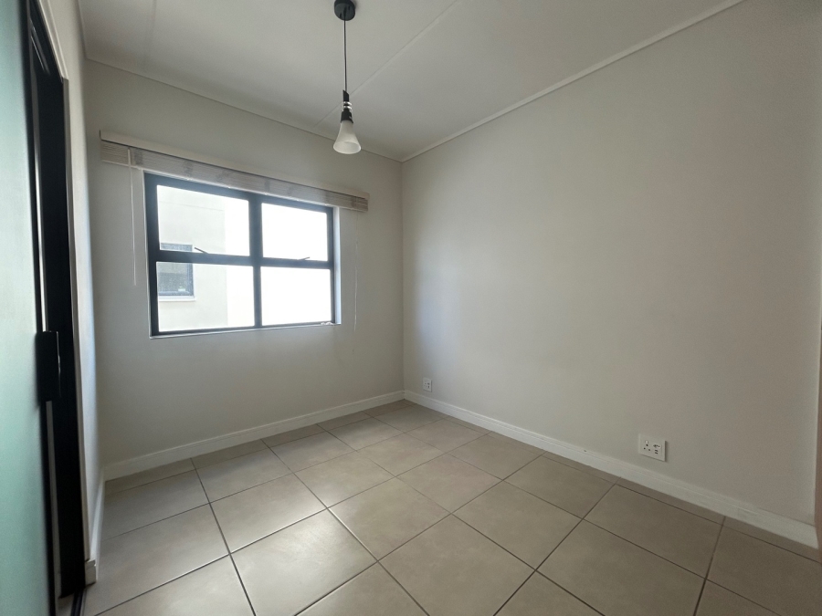 To Let 2 Bedroom Property for Rent in Sandown Western Cape